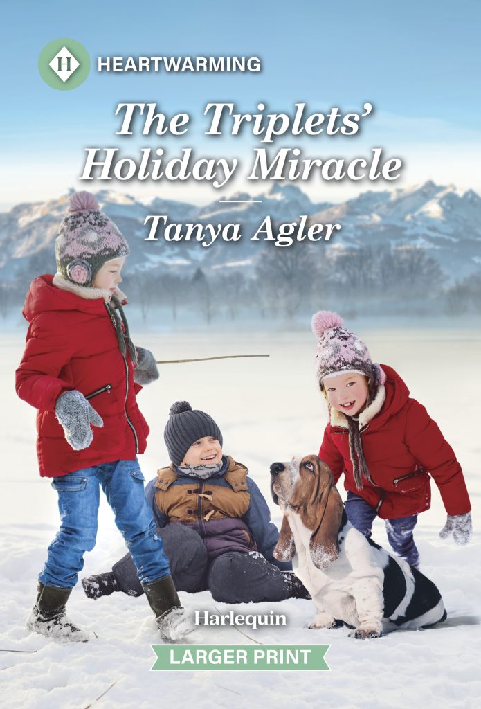 TheTripletsHolidayMiracleFrontCover